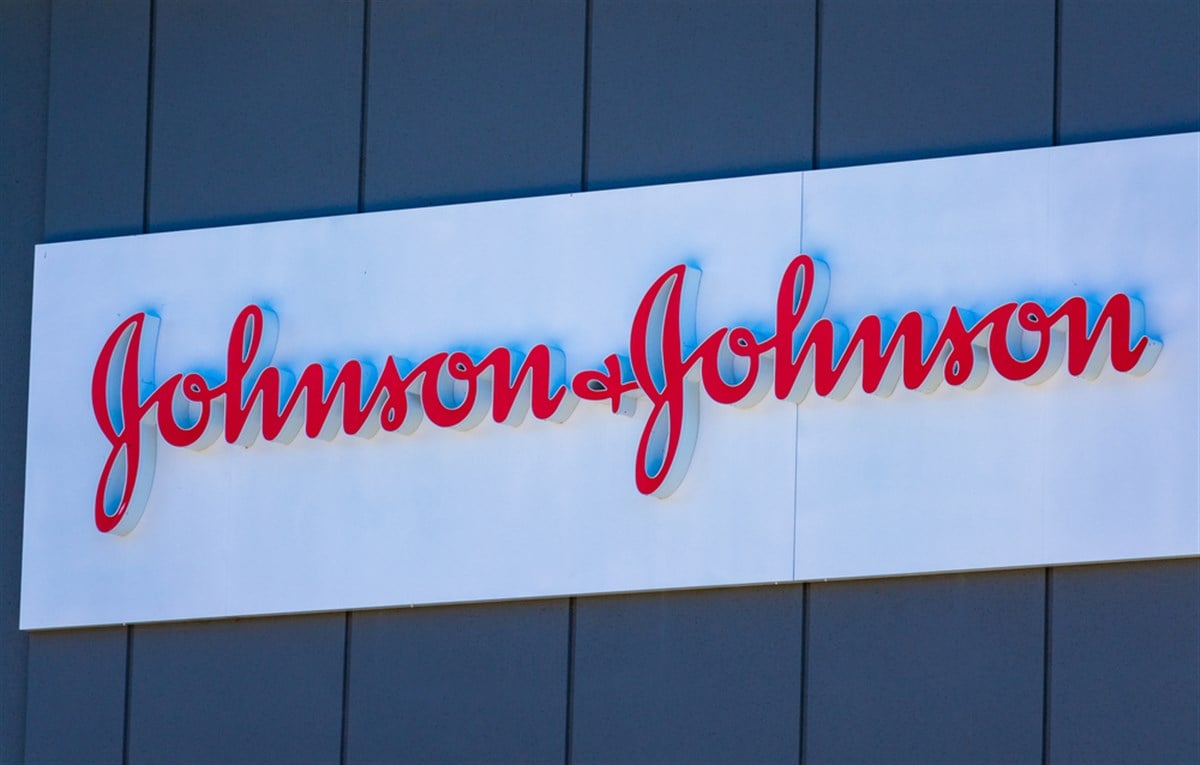 Johnson & Johnson stock price 