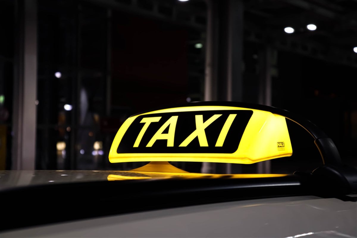 Buckle Up or Bail Out? The Self-Driving Taxi Market