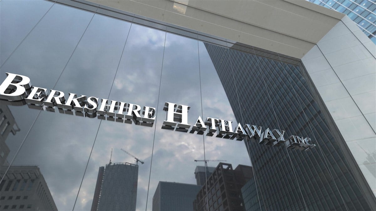 closeup photo of Berkshire Hathaway office building