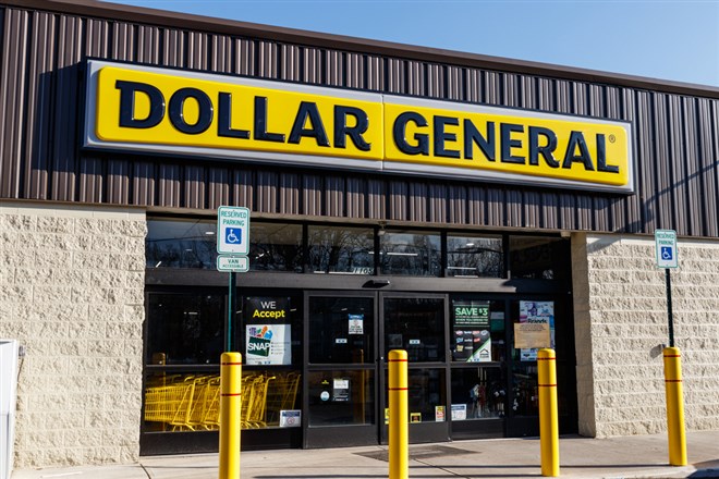 Dollar General Retail Location. Dollar General stock price forecast 