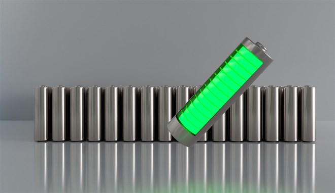 Silicon anode batteries