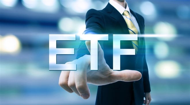 What is the QQQ ETF? Image of a person pointing to the words ETF.