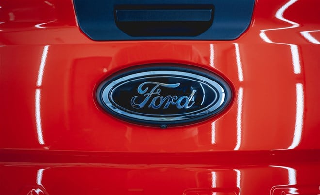 Ford logo on the red car, stock price 