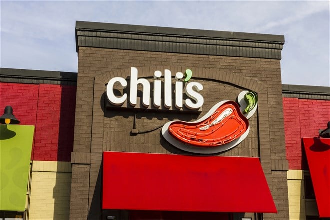 photo of outside of chili's bar and grill restaurant