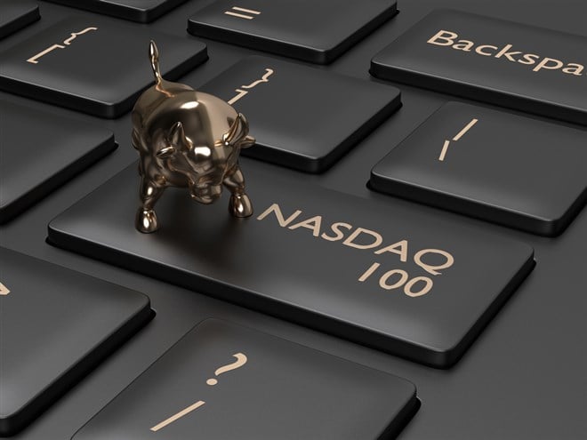 Nasdaq 100 vs Nasdaq