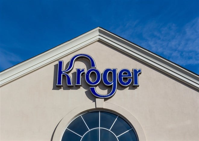 Kroger grocery storefront.