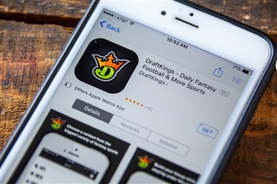 DraftKings Stock Makes New Gains on Loop Capital Evaluation