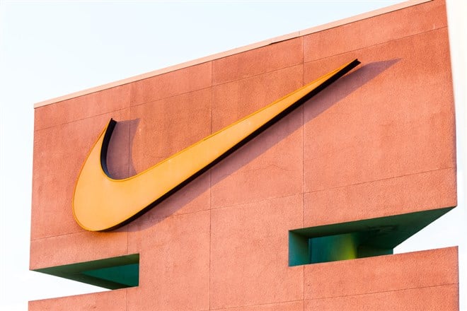 Nike Stumbles, Shares Dive, Lower Lows In View