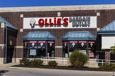 Is Dollar General or Ollie’s the Better Buy After Earnings?