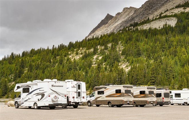 Winnebago Trades Higher After Triple-Digit Revenue Growth