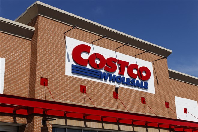 3 Reasons to Buy Costco (NASDAQ:COST) Stock in Bulk