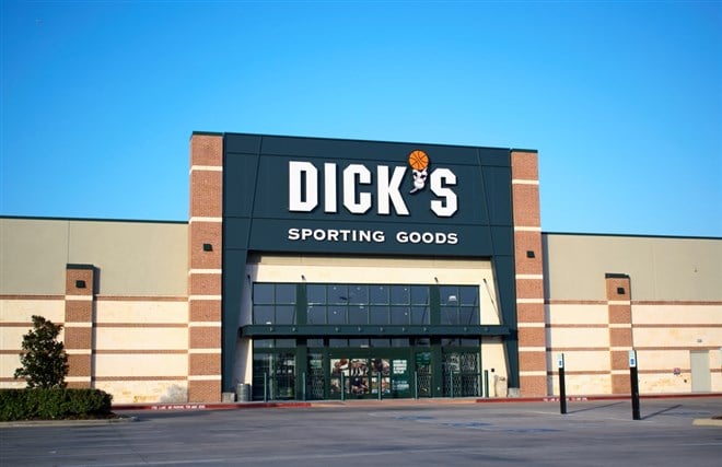 Another Touchdown For Dick’s Sporting Goods (NYSE:DKS)