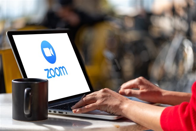 Zoom (NASDAQ:ZM) Stock Sputters With Planned New Offering