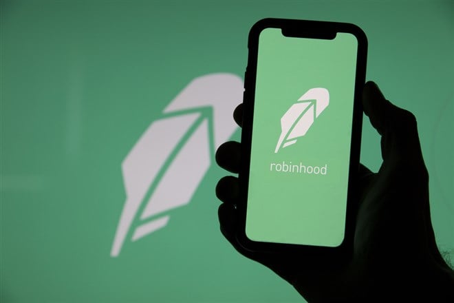 3 Robinhood Favs Worth Buying on the Dip