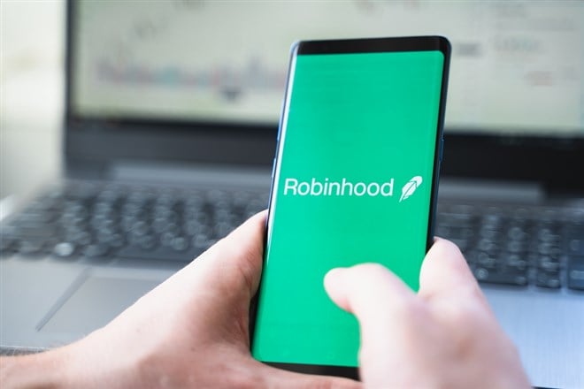 Robinhood Stock is Turning into a Bargain at These Levels 