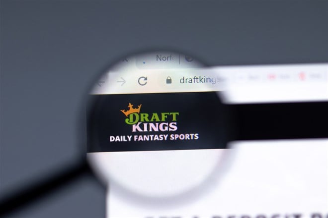 DraftKings Stock Slips Following Mixed-Bag Earnings Report