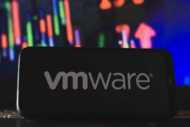  Cloud Services Company VMware Goes On Sale 