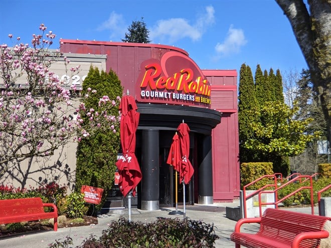 Is Red Robin Gourmet Burgers About To Fly?