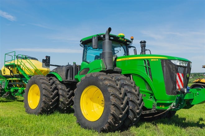John Deere Stock is Dropping Due to Lousy Timing, Not Lousy Earnings