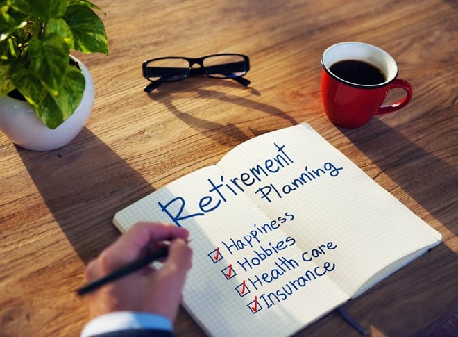 You Cubicle Copied Your Retirement Plan? Yikes! Why Thats a Big Mistake 