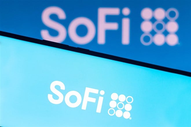 SoFi Stock Makes A Mad Dash to Overweight Rating