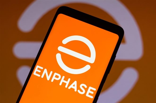 Solar Battery Maker Enphase Clears Buy Point: Can Rally Hold? 