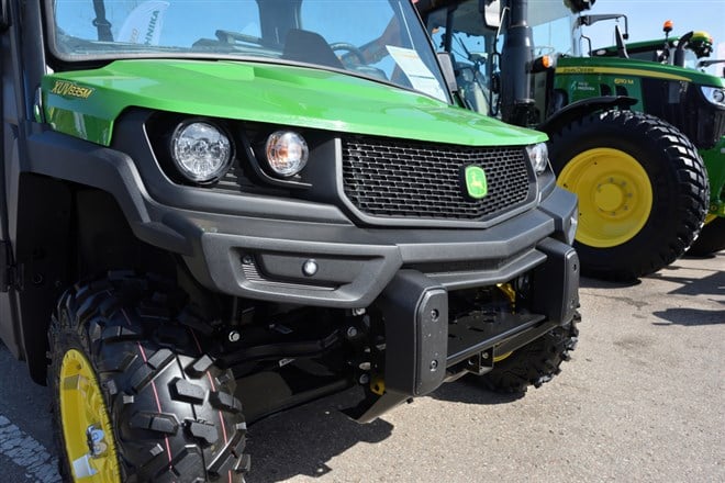 Image for Will Fully Autonomous Tractors Make Deere the Tesla of Farming? 