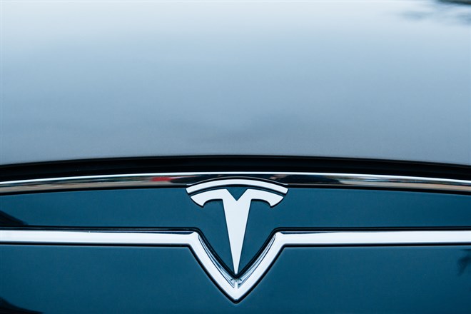 Instability Aside, Analysts Give TSLA a Moderate Buy Rating