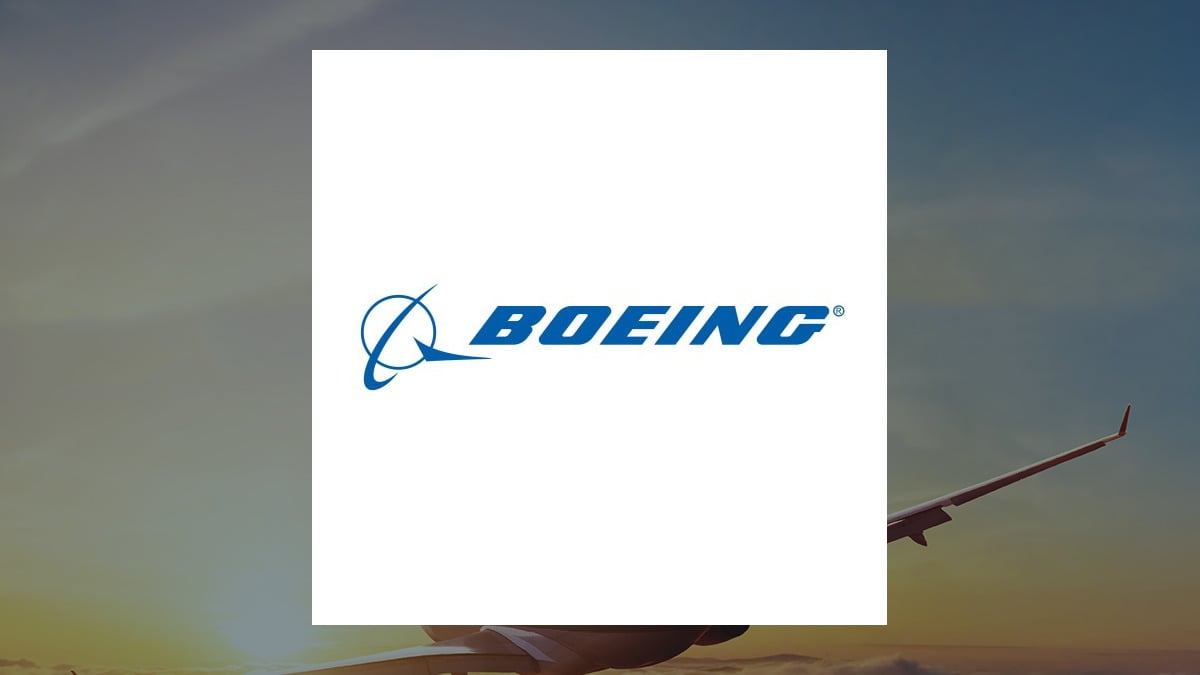 Brokerages Set The Boeing Company (NYSE:BA) PT at $222.41