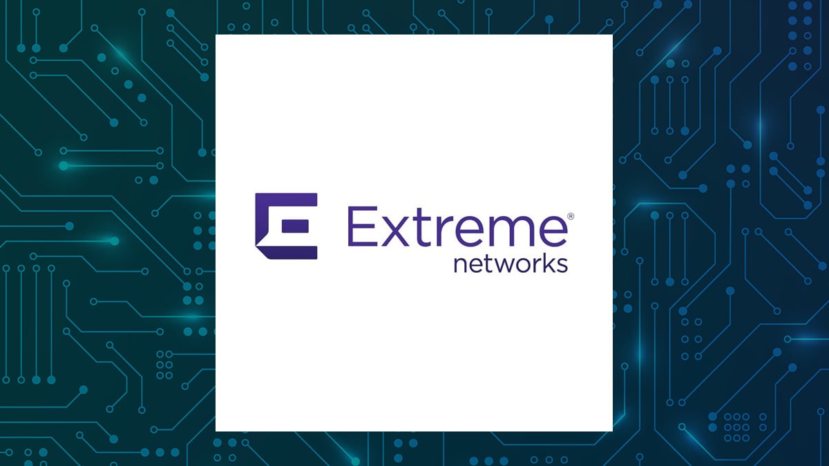 Extreme Networks logo with Computer and Technology background