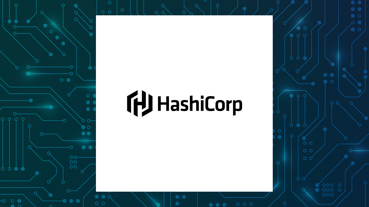 HashiCorp logo with Computer and Technology background