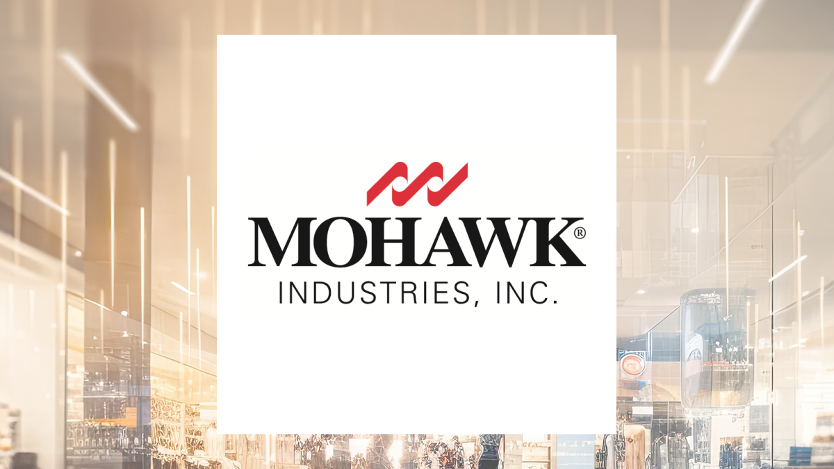 Mohawk Industries (NYSE:MHK) Price Target Increased to $124.00 by Analysts at JPMorgan Chase & Co.