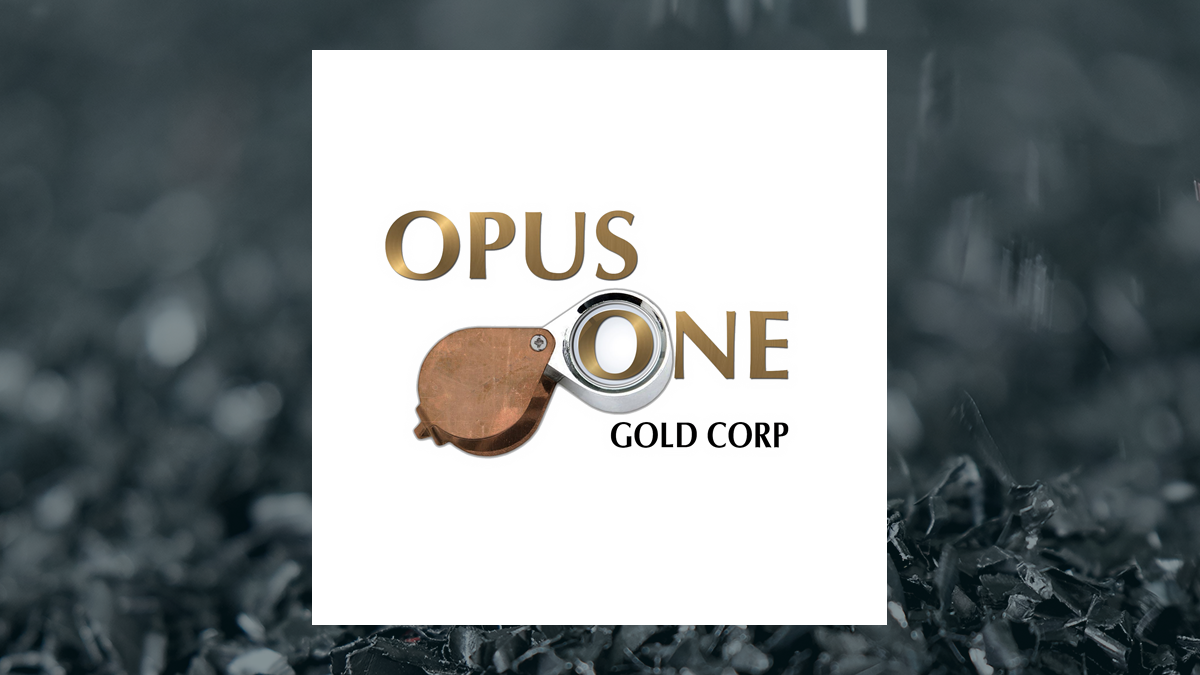 Opus One Gold logo