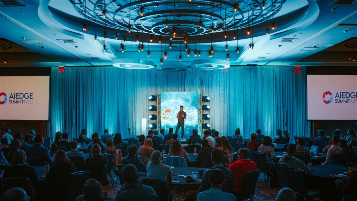 MarketBeat sponsors AiEdge Summit to empower regional businesses.